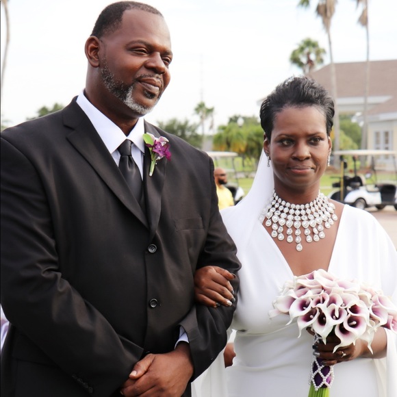 ONE OF A KIND ABSOLUTELY GORGEOUS NECKLACE - Picture 4 of 4